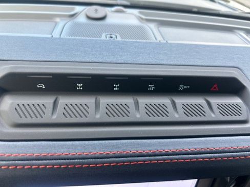 New 2025 Ford Bronco Raptor w/ Interior Carbon Fiber Pack AWD/4WD image 18
