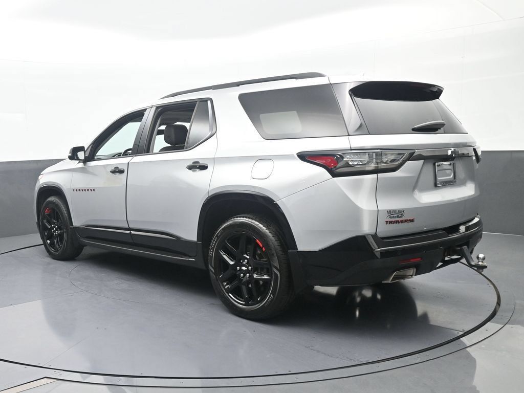 Used 2021 Chevrolet Traverse Premier w/ Redline Edition FWD image 4