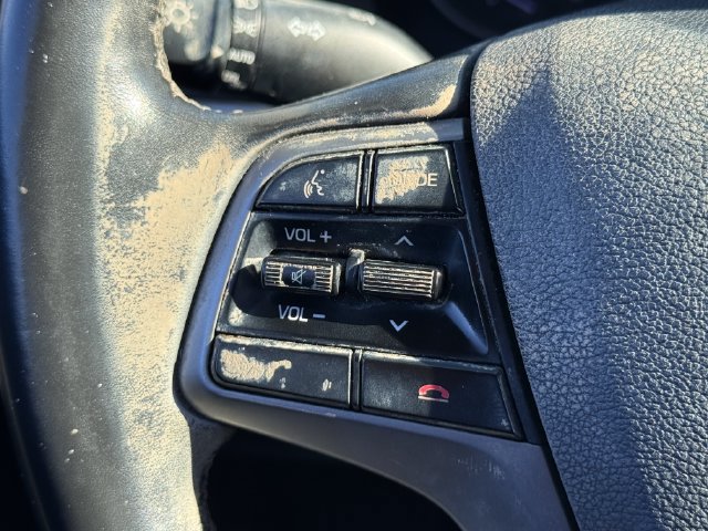 Used 2017 Hyundai Elantra Value Edition FWD image 32