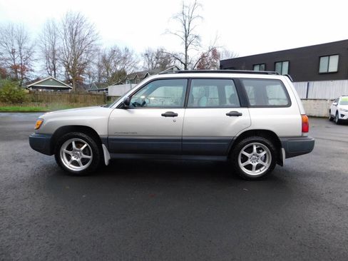 Used 1999 Subaru Forester L image 17