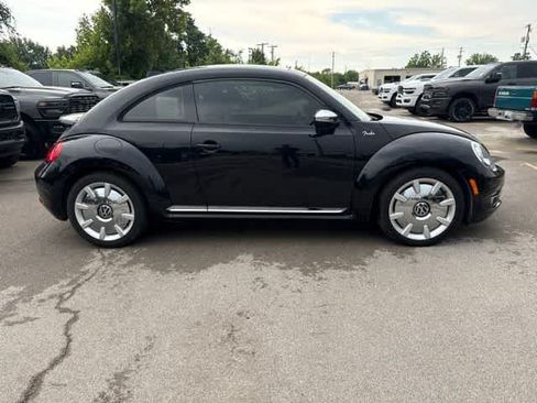 Used 2013 Volkswagen Beetle Turbo FWD image 4