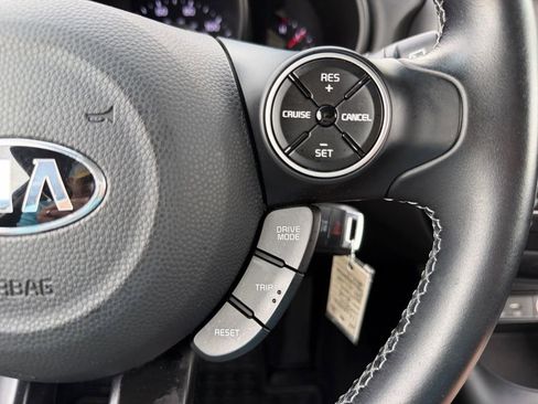 Used 2019 Kia Soul + FWD image 22