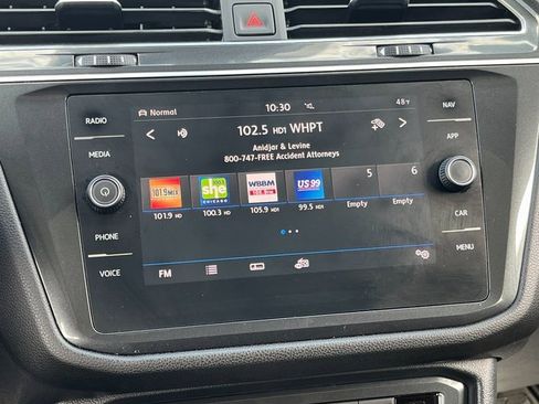 Certified 2019 Volkswagen Tiguan SEL Premium image 17