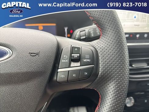 Certified 2023 Ford Escape ST-Line w/ Tech Pack #1 image 22