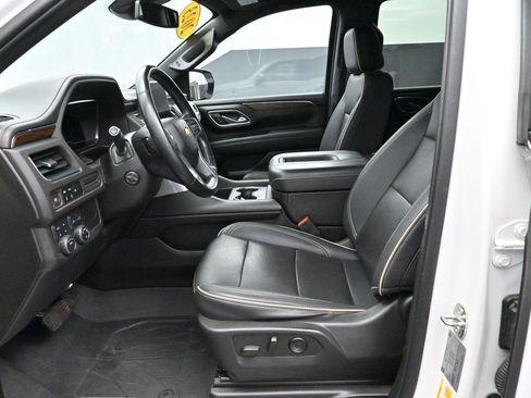Used 2023 Chevrolet Tahoe Premier AWD/4WD image 15