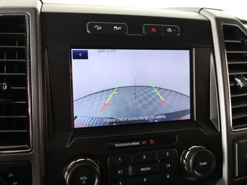 Used 2019 Ford F150 XLT w/ Equipment Group 302A Luxury AWD/4WD image 6