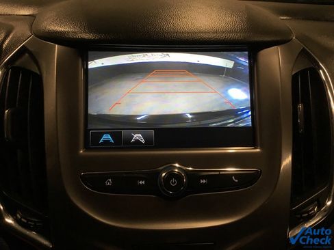 Used 2017 Chevrolet Cruze LT image 50