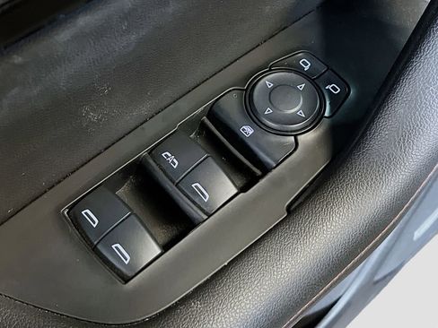 Used 2024 Chevrolet Blazer RS w/ Driver Confidence II Package AWD/4WD image 18
