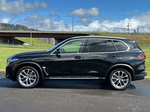 Used 2026 BMW X5 xDrive40i w/ Premium Package AWD/4WD image 6