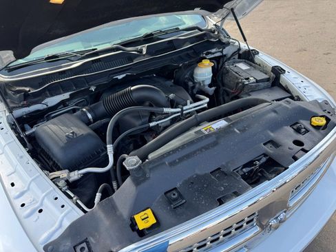 Used 2016 RAM 1500 Laramie image 24