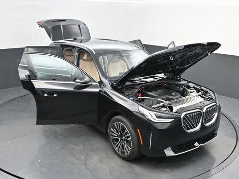 Certified 2025 BMW X3 xDrive30i w/ Premium Package image 49