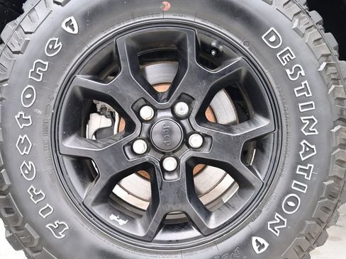 Used 2021 Jeep Wrangler Unlimited Sport image 49