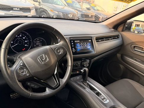 Used 2022 Honda HR-V Sport image 16