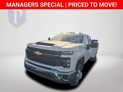 New 2026 Chevrolet Silverado 3500 W/T w/ WT Convenience Package AWD/4WD image 12
