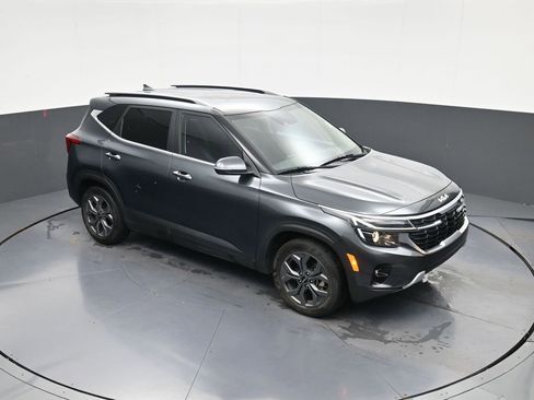 Used 2024 Kia Seltos S FWD image 24