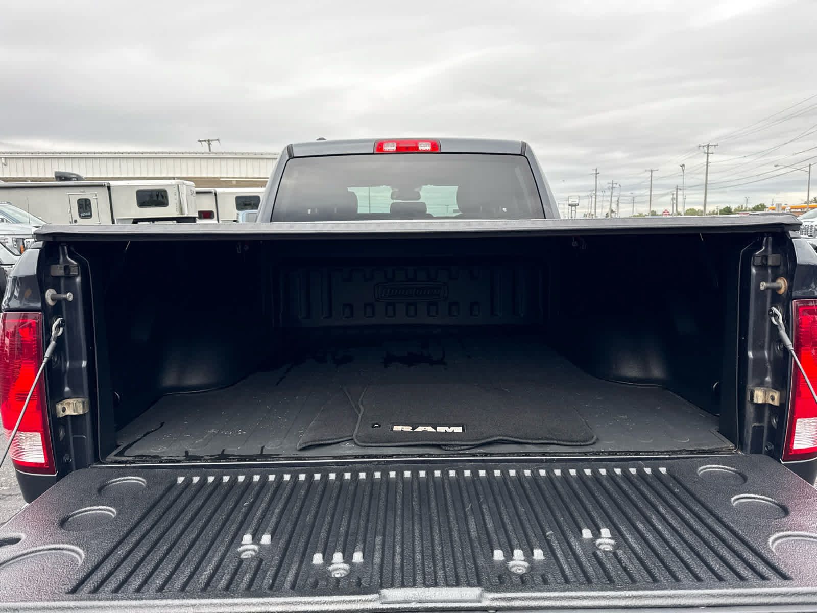 Used 2015 RAM 1500 Express AWD/4WD image 20