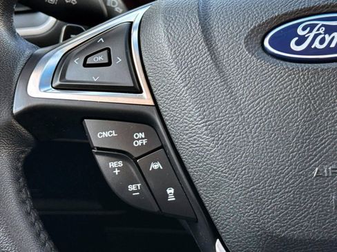 Used 2019 Ford Edge SEL w/ Equipment Group 201A image 20