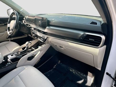 Used 2024 Kia Telluride S w/ S Sunroof Package FWD image 31