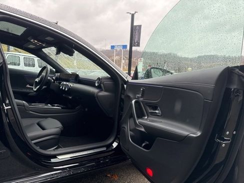 Certified 2025 Mercedes-Benz CLA 250 4MATIC image 25