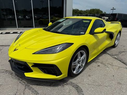 Used 2021 Chevrolet Corvette Stingray w/ Z51 Performance Package image 48