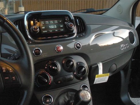 Used 2019 FIAT 500 Pop image 32