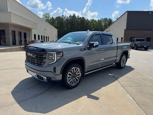 Used 2025 GMC Sierra 1500 Denali Ultimate AWD/4WD image 1