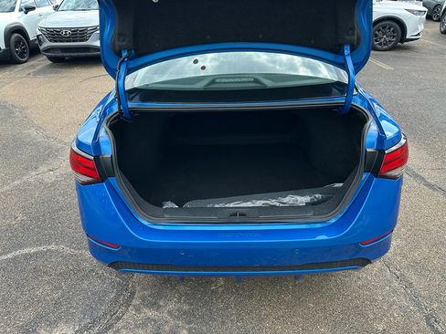 Used 2024 Nissan Sentra SV image 23