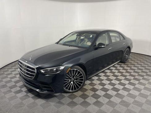 Used 2023 Mercedes-Benz S 500 4MATIC image 1
