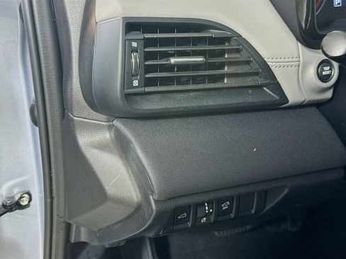 Used 2024 Subaru Outback Premium image 10