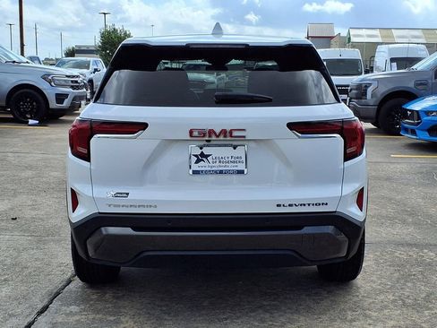 Used 2026 GMC Terrain Elevation FWD image 5