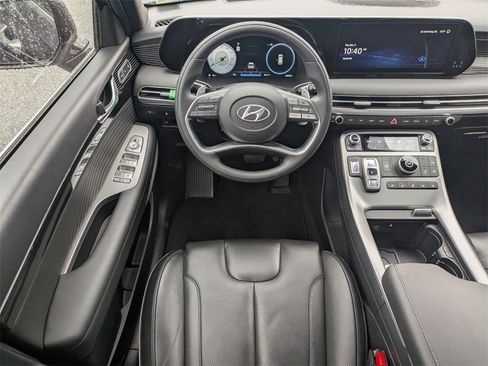 Used 2023 Hyundai Palisade Calligraphy w/ Winter Package image 15