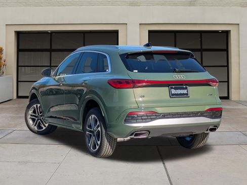 New 2025 Audi Q5 Premium image 3