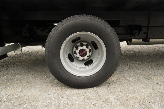 New 2026 GMC Savana 4500 w/ Power Convenience Package RWD image 38
