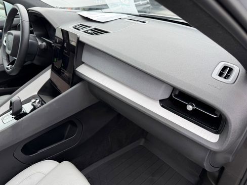 Used 2023 Polestar Polestar 2 w/ Pilot Pack image 32