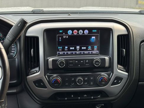 Used 2017 GMC Sierra 1500 SLE w/ SLE Value Package AWD/4WD image 17