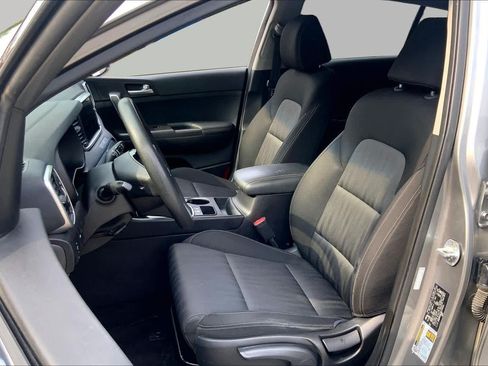 Used 2020 Kia Sportage LX FWD image 8