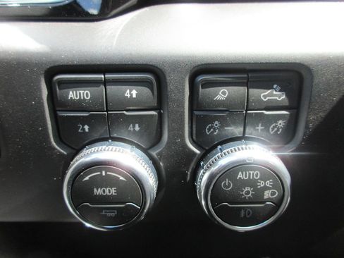 New 2026 GMC Sierra 1500 Denali w/ Denali Reserve Package AWD/4WD image 21
