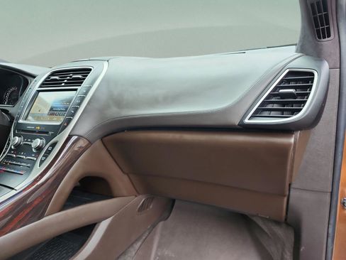 Used 2017 Lincoln MKX Black Label w/ Driver Assistance Package image 20