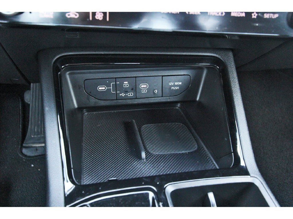 Used 2025 Kia K5 GT-Line w/ GT-Line Premium Package FWD image 30