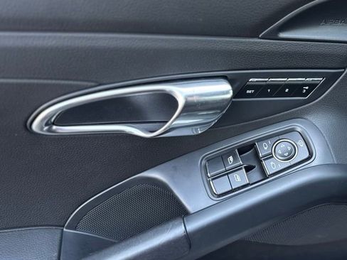 Used 2014 Porsche Cayman RWD image 14