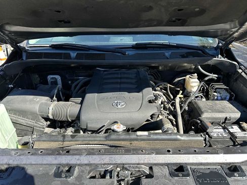 Used 2019 Toyota Tundra SR5 image 11