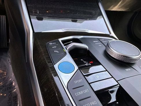 Used 2023 BMW i4 eDrive35 image 28