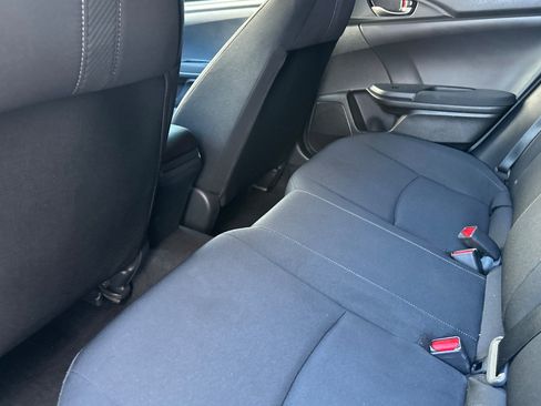 Used 2019 Honda Civic Sport image 14