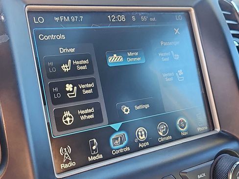 Used 2015 Jeep Grand Cherokee Limited w/ Luxury Group II image 22