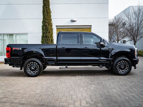 Used 2025 Ford F250 Platinum image 11