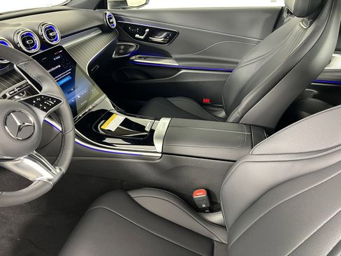 New 2026 Mercedes-Benz CLE 300 4MATIC Coupe image 4