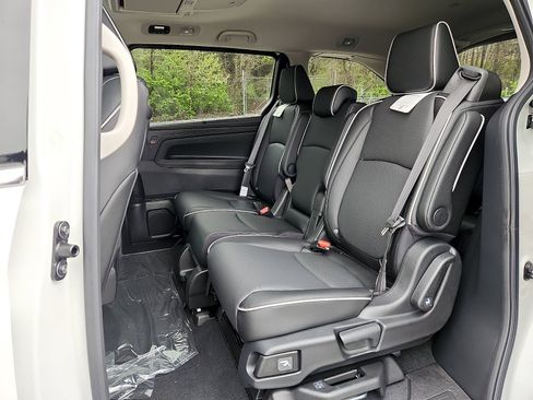 New 2026 Honda Odyssey Elite image 6