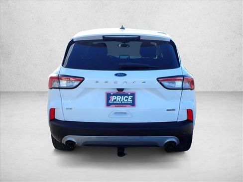 Used 2020 Ford Escape SE Sport image 3