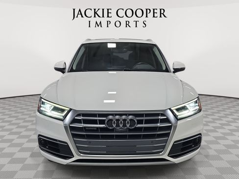Used 2018 Audi Q5 Prestige w/ Prestige Package image 2
