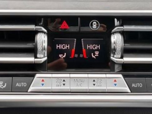 Used 2023 BMW X5 xDrive40i image 27